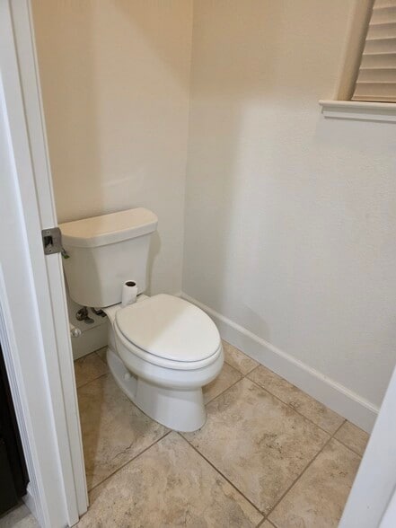 Building Photo - 5009 Telegraph Blvd