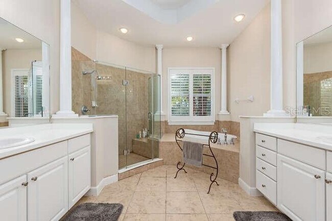 Building Photo - 5583 46th Ct W