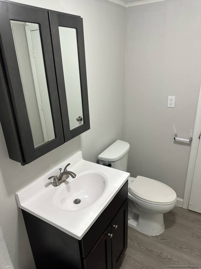 Building Photo - 1116 Commonwealth Ave