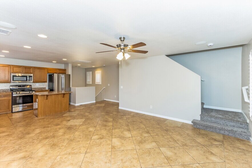 Building Photo - 1300 Sand Castle Ave