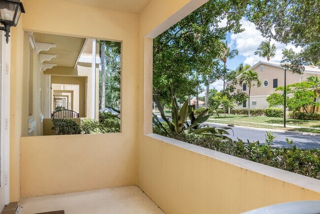 Building Photo - 28608 Alessandria Cir