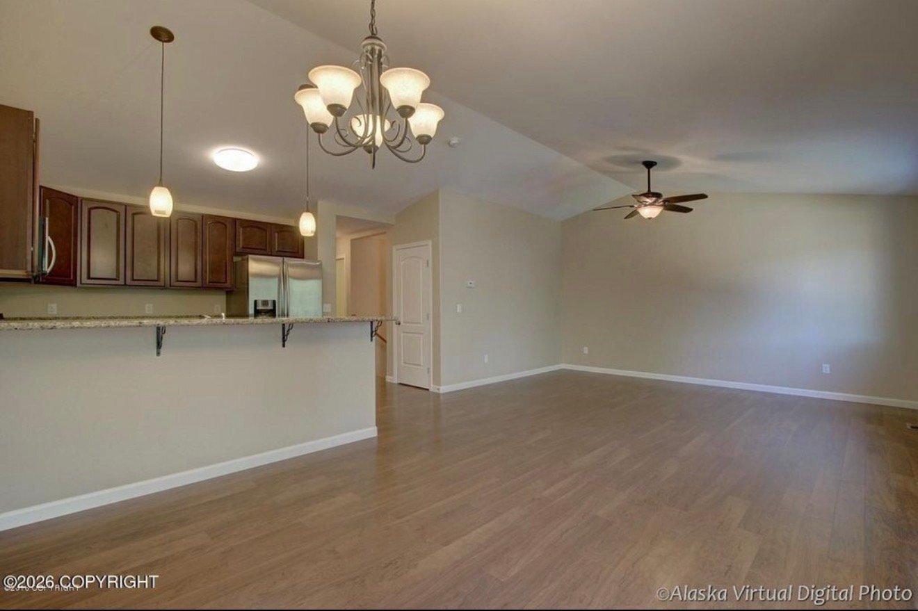 Building Photo - 6992 S Hood Ct