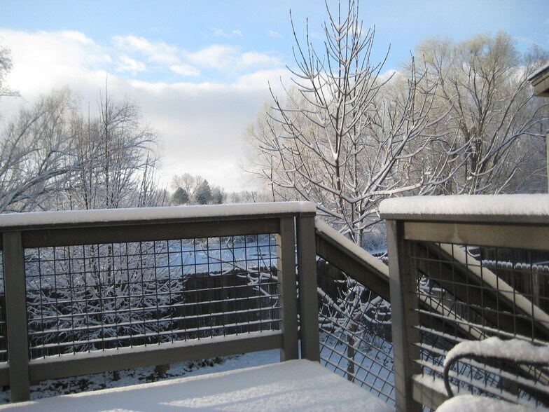 Building Photo - 4852 Brandon Creek Dr