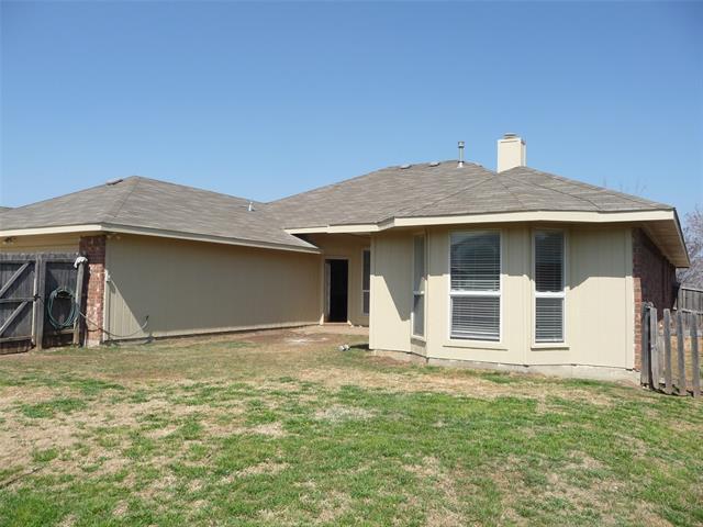Building Photo - 5601 Tulip Dr