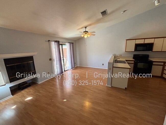 Building Photo - Beautiful 3 bedroom, 2 Bath Home in Reddin...