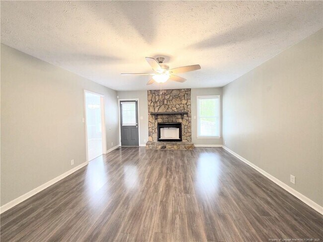 Building Photo - 7021 Cordoba Ct