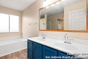 Building Photo - 216 Willow Crest