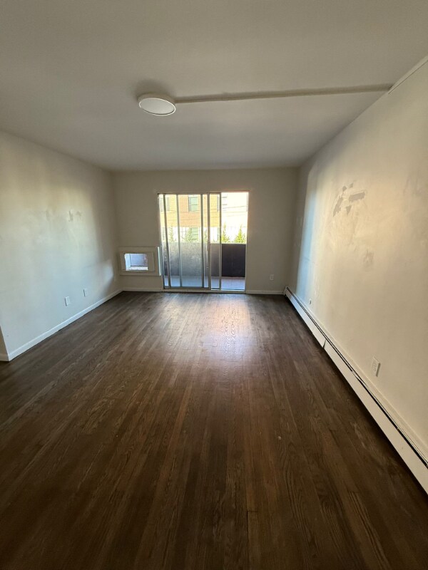 Building Photo - 473 Park Ave