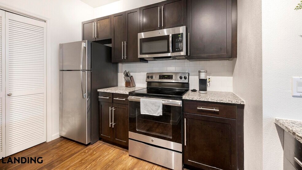 Building Photo - 12700 Ridgeline Blvd