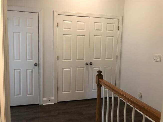 Building Photo - 12090 Stonebrook Cv