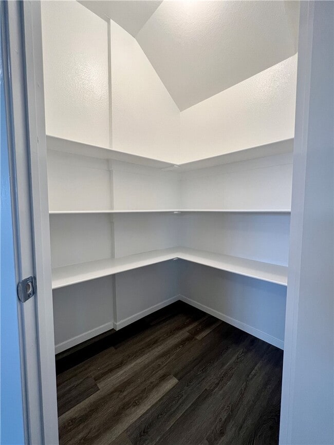 Building Photo - 3281 Red Tail Wy