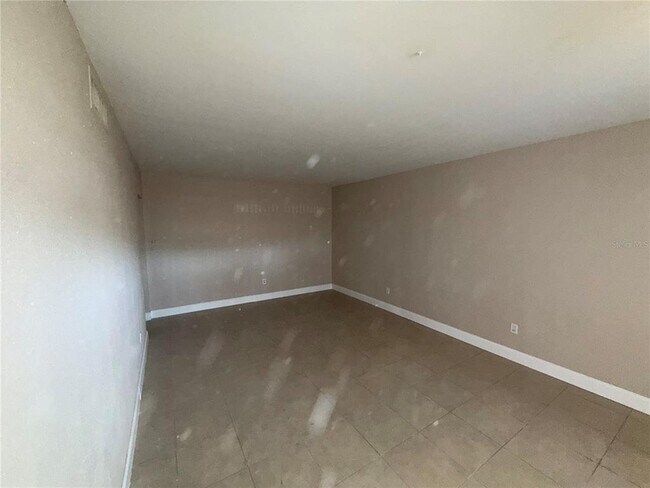 Building Photo - 7602 W Powhatan Ave