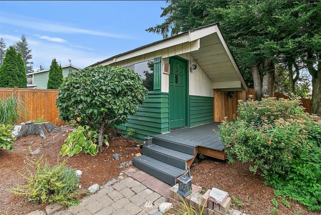 Building Photo - 2129 139th Pl SE