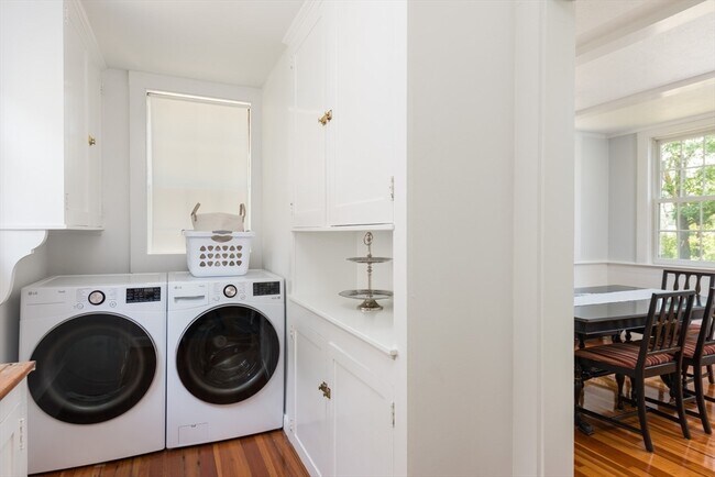 Building Photo - 16 Jefferson Shores Rd