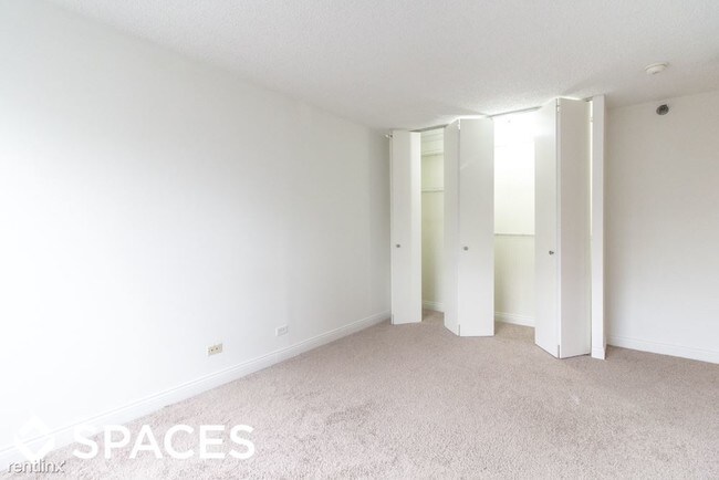 Building Photo - 1133 N Dearborn St