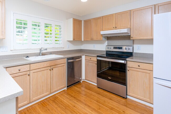 Building Photo - 95-220-220 Naaualii Pl