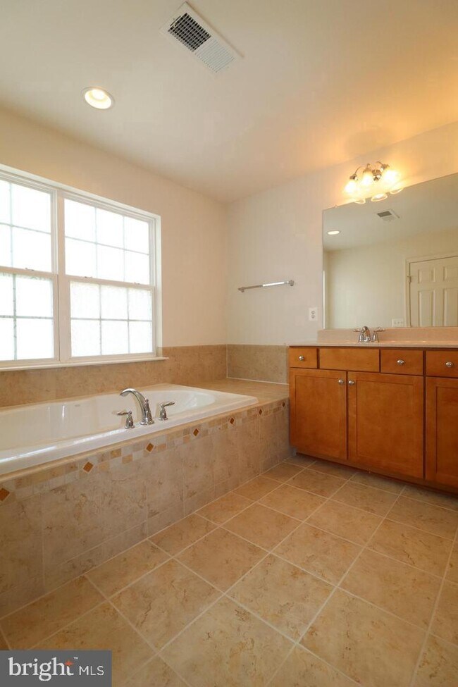 Building Photo - 21727 Indian Summer Terrace