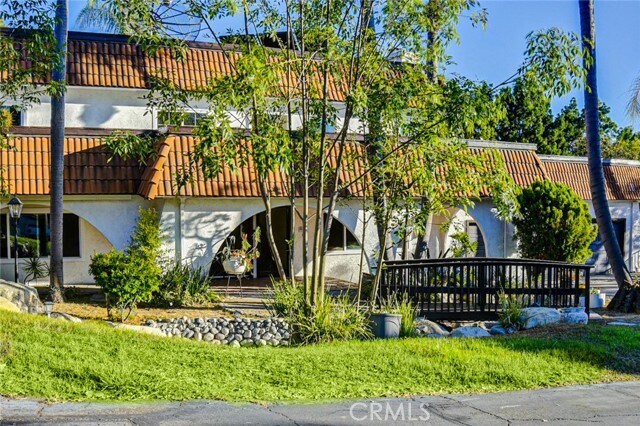 Building Photo - 19110 La Pradera