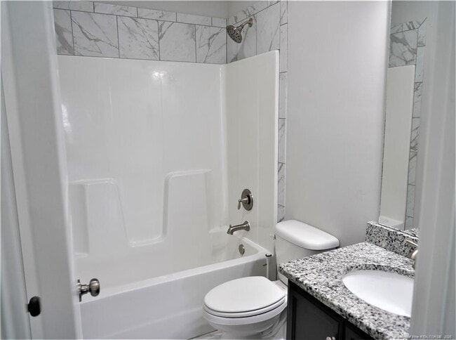 Building Photo - 113 Nairn St