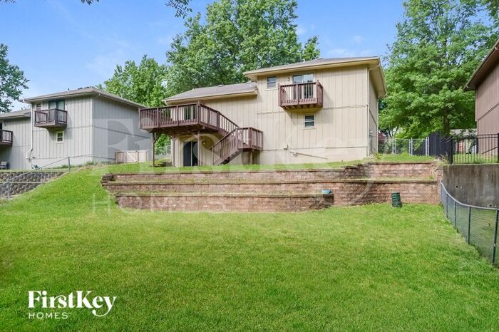 Building Photo - 6733 NW Sioux Dr