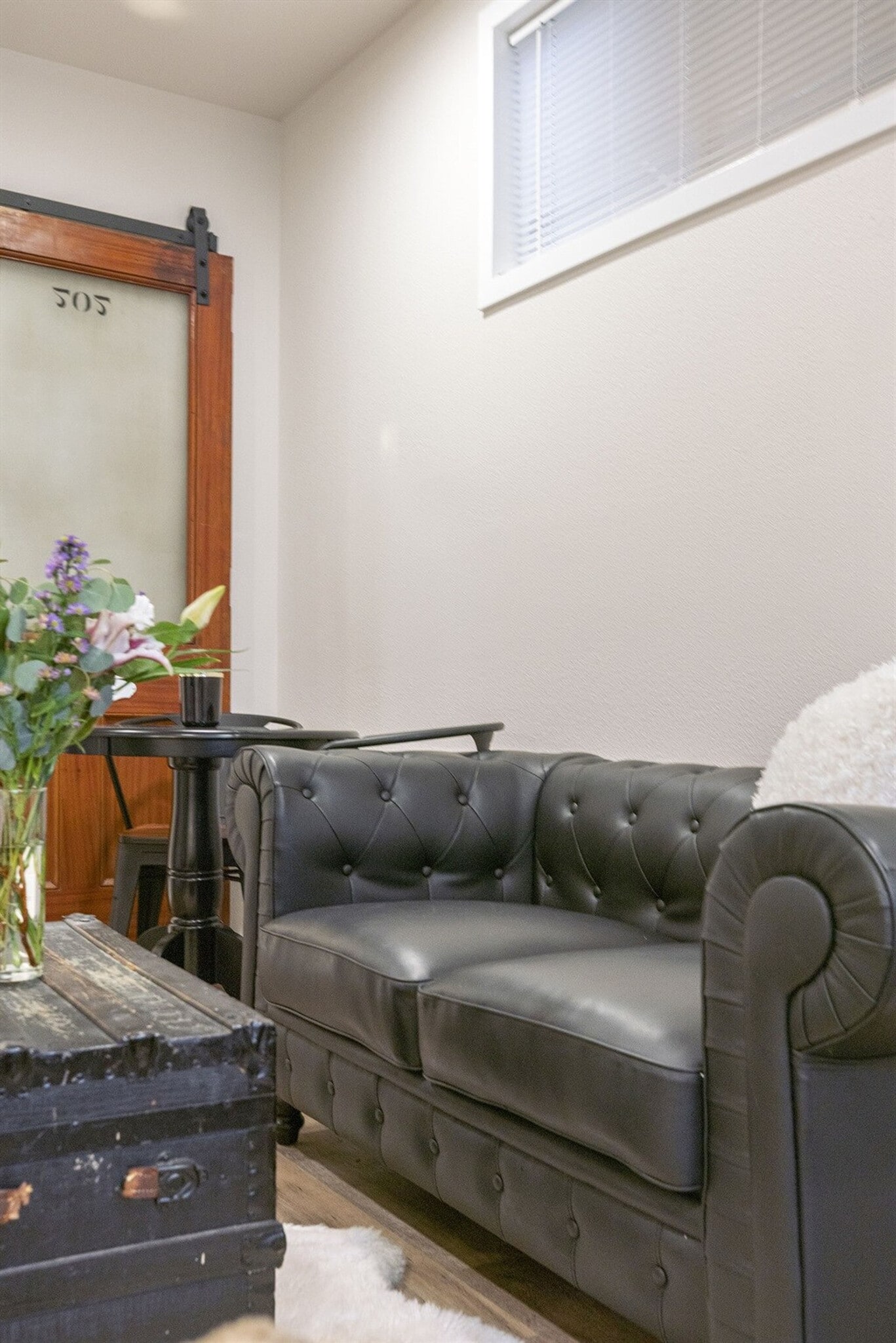 Building Photo - 611 N Cedar St