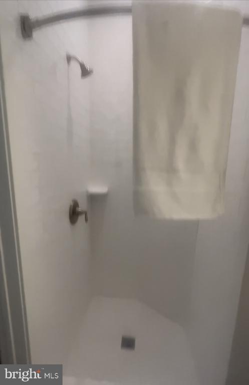 Building Photo - 401 Race St