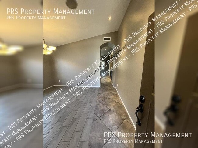 Building Photo - 1453 E Sierra Madre Ave