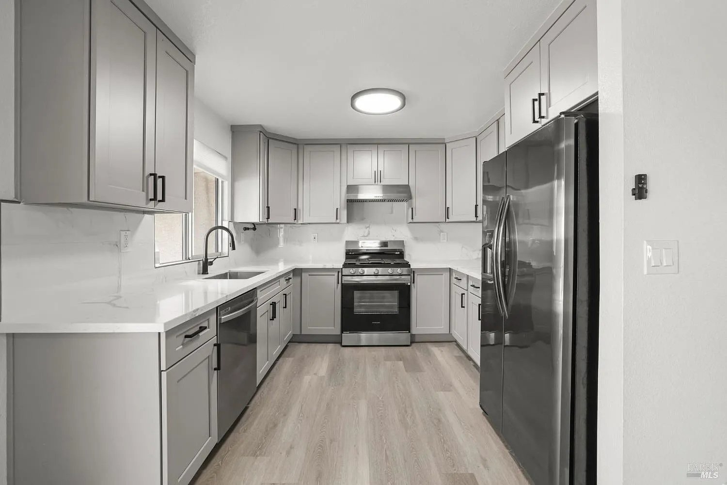 Building Photo - 567 Shannon Dr