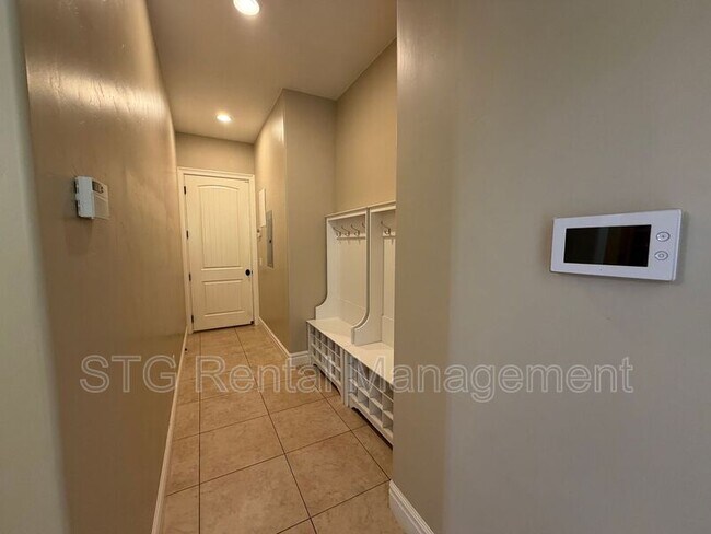 Building Photo - 1145 W 2400 S