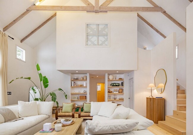 Building Photo - 97 Swamp Rd