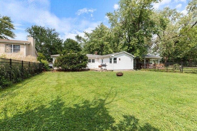 Building Photo - 1206 Campbell St