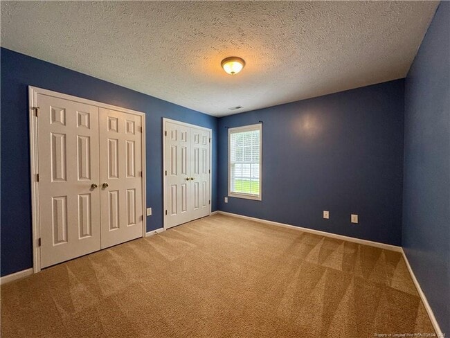 Building Photo - 227 Fairfield Cir