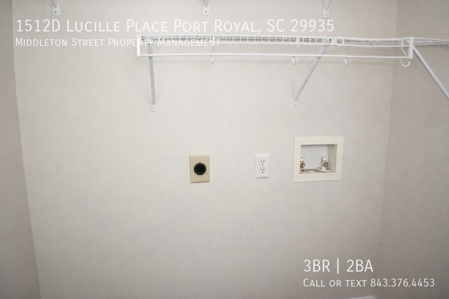 Building Photo - 1512D Lucille Place Port