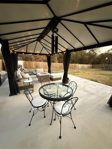 Building Photo - 1216 Riverway Ln