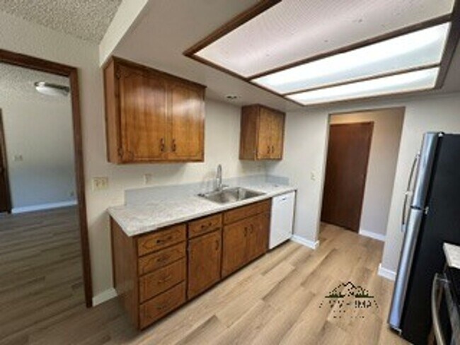 Building Photo - 2653 Erin Way
