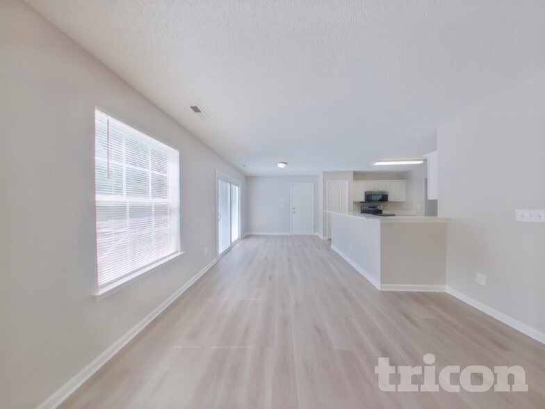 Building Photo - 10527 Madison Park Dr