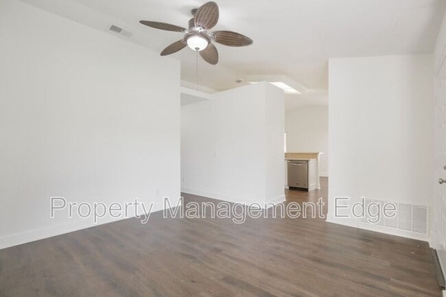 Building Photo - 37753 Sea Pines Ct