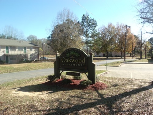  - Oakwood Apartments