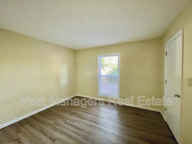 Building Photo - 5842 Aftonshire Dr