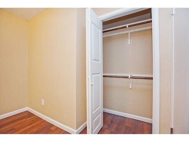 Building Photo - 4903 Merritt Dr