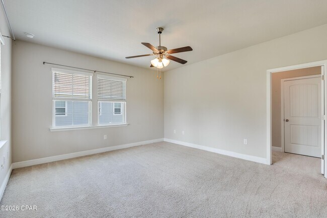 Building Photo - 116 Fossil Falls Ln