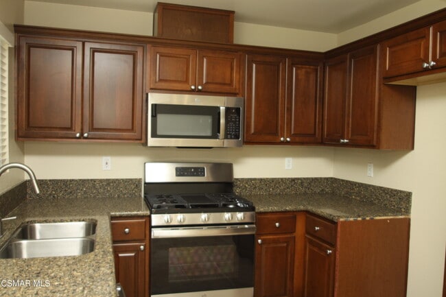 Building Photo - 5443 Camino Compadre