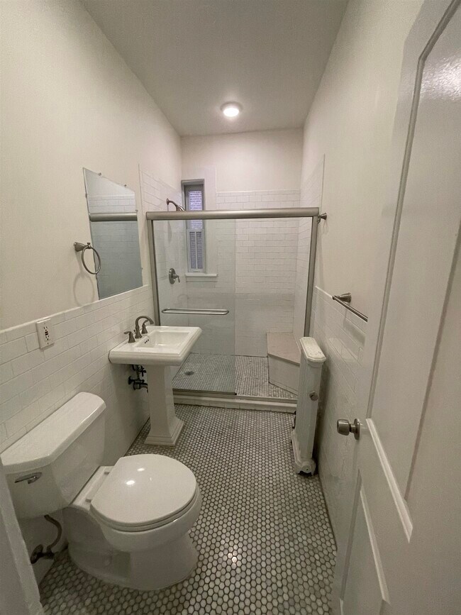 Building Photo - 95 Mercer St