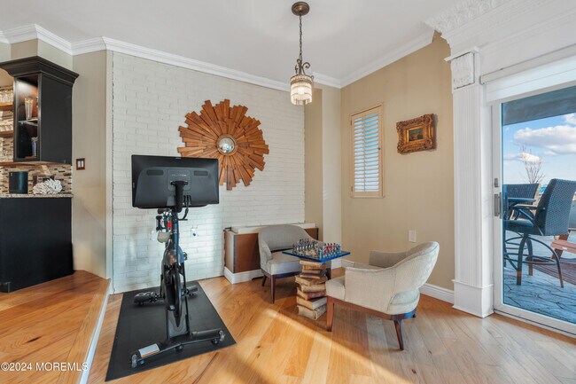 Building Photo - 300 Ocean Ave N