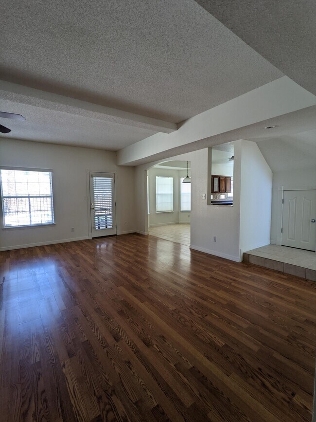 Building Photo - 12509 Sun Haven Dr