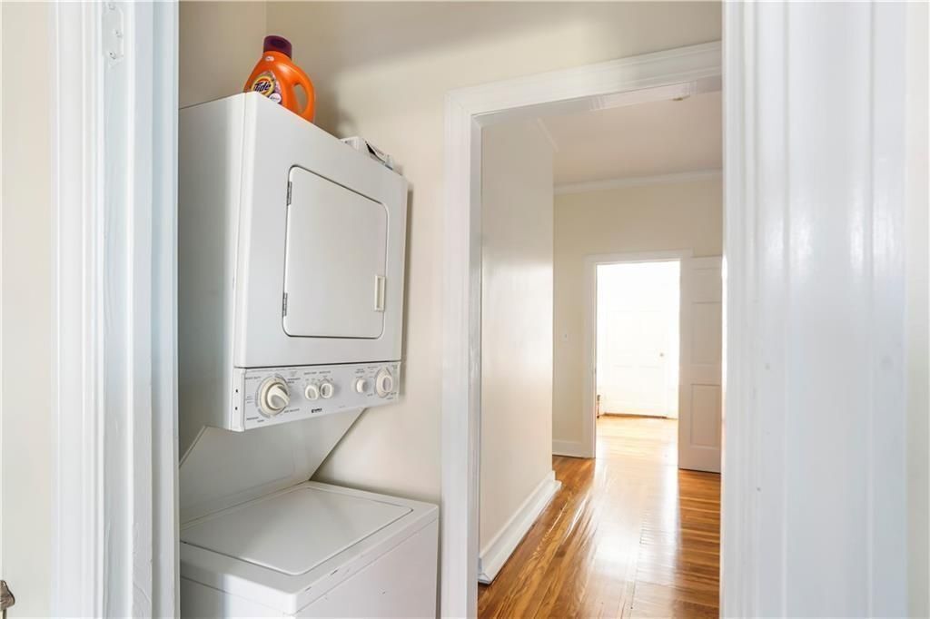 Building Photo - 32 Ann St