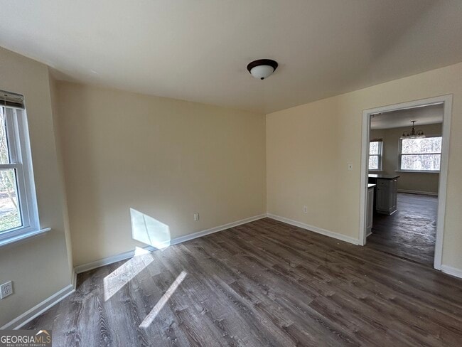 Building Photo - 2637 Jonesboro Rd