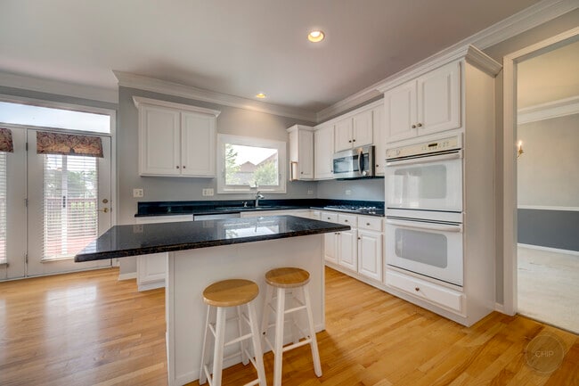 Building Photo - 3744 Highknob Cir