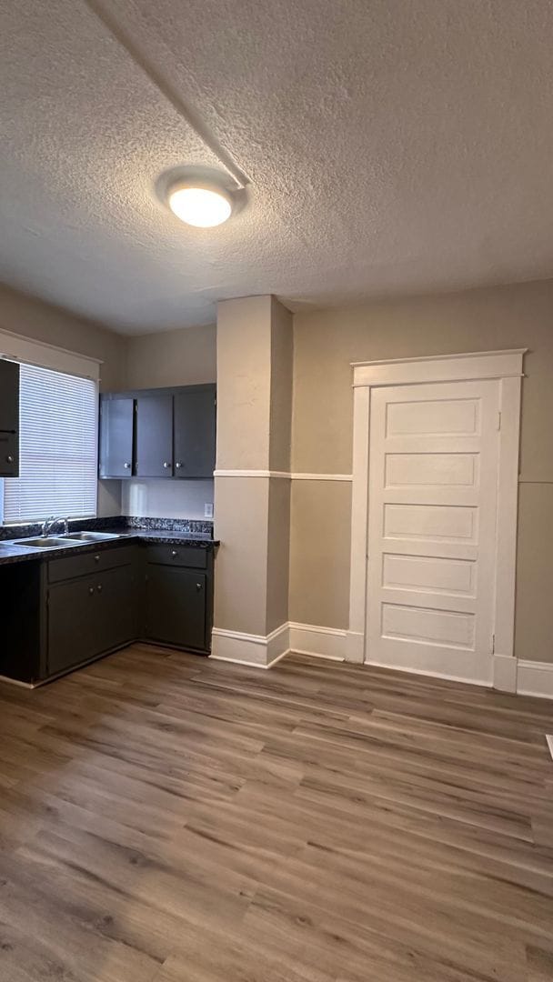 Building Photo - 407 St Andrew St