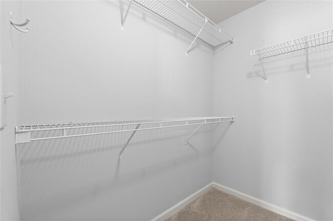 Building Photo - 1947 Lakeshore Overlook Cir NW